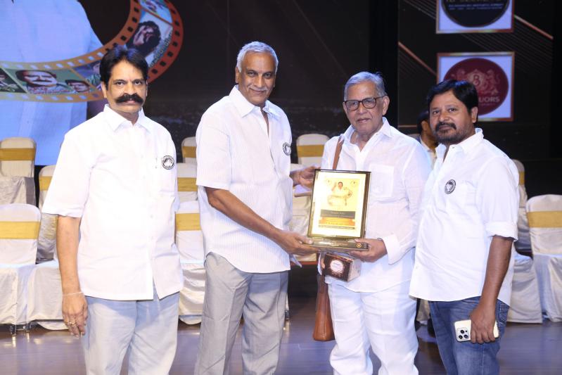 dharsakaratna-dnr-film-awards-47.jpg