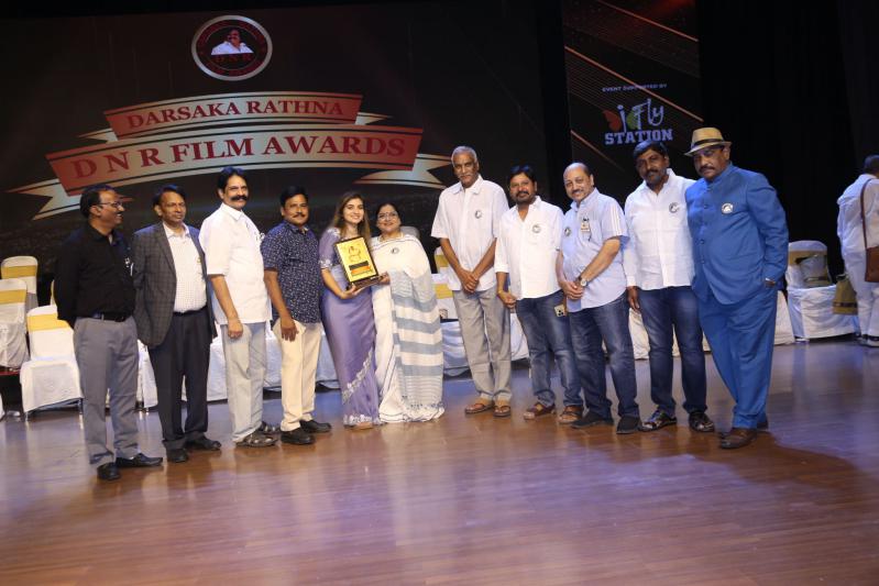 dharsakaratna-dnr-film-awards-50.jpg