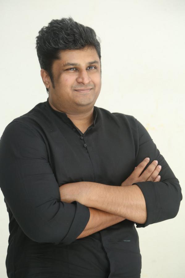 director-keerthi-kumar-interview-at-chari-111-movie-7.jpg