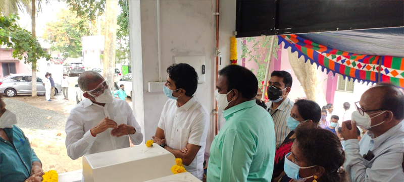 director-sukumar-sets-up-oxygen-generator-plant-in-razole-3.jpg