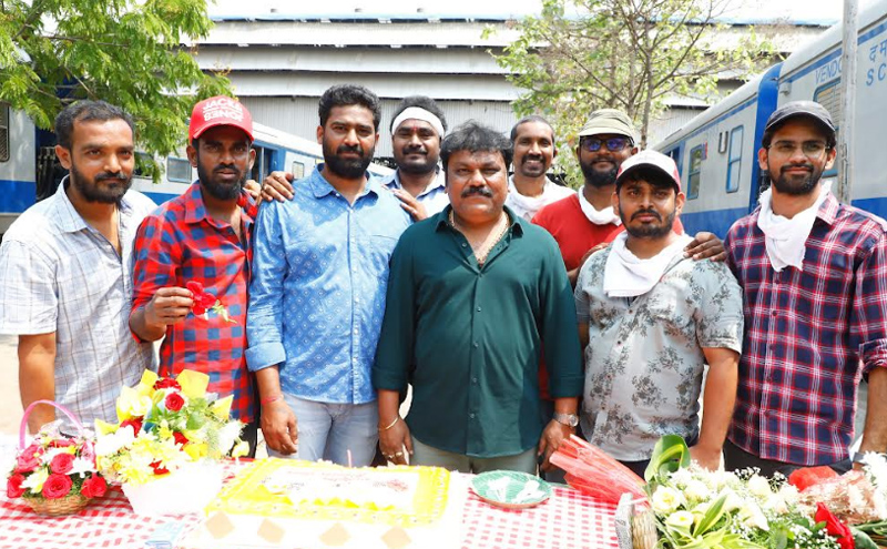 director-trinada-rao-nakkina-birthday-celebrations-2.jpg