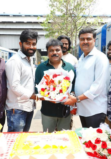 director-trinada-rao-nakkina-birthday-celebrations-3.jpg