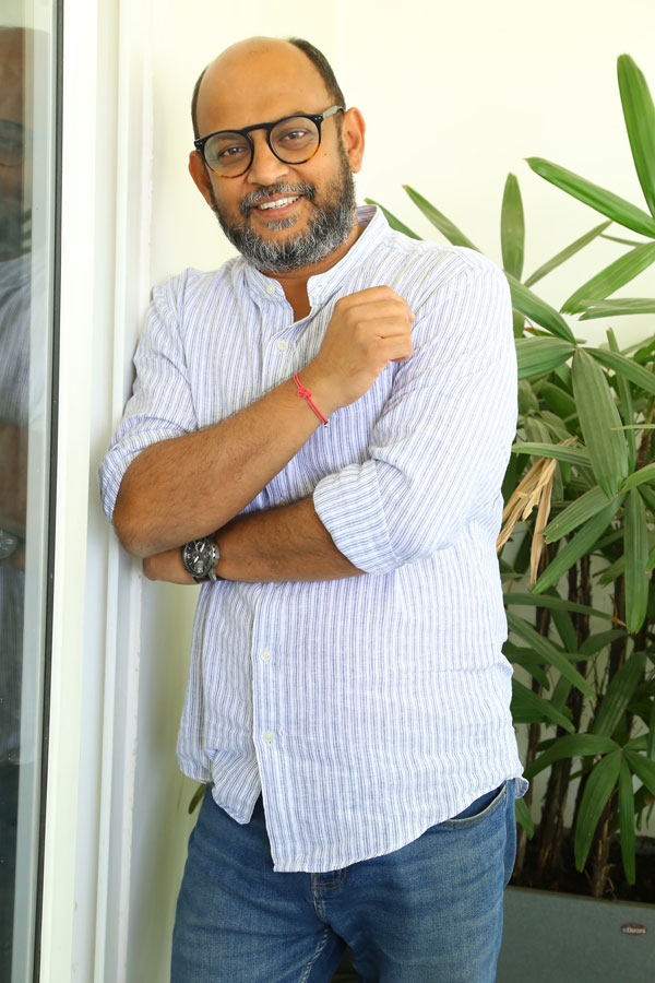 director-vi-anand-interview-1.jpg