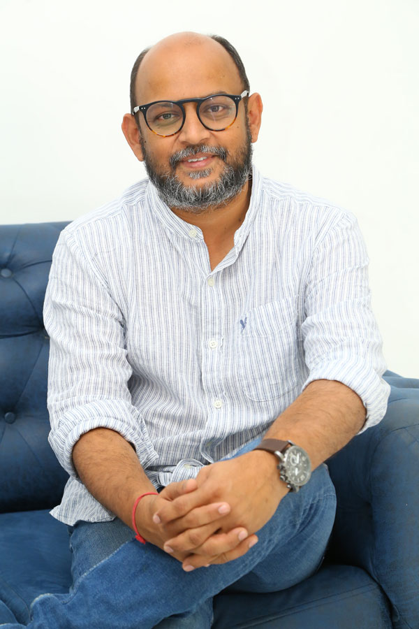 director-vi-anand-interview-3.jpg