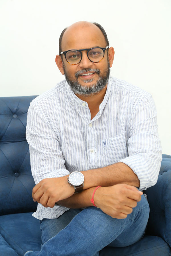 director-vi-anand-interview-9.jpg