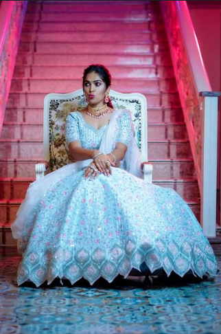 divi-vadthya-stills-2-3.jpg