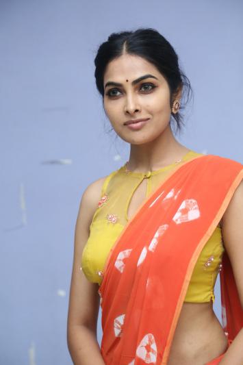 divi-vadthya-stills-3-9.jpg