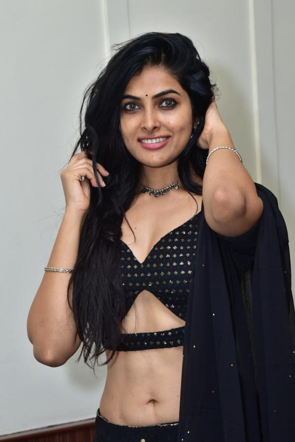 divi-vadthya-stills-4-13.jpg