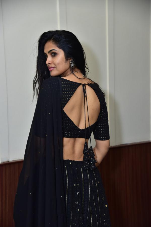 divi-vadthya-stills-4-2.jpg