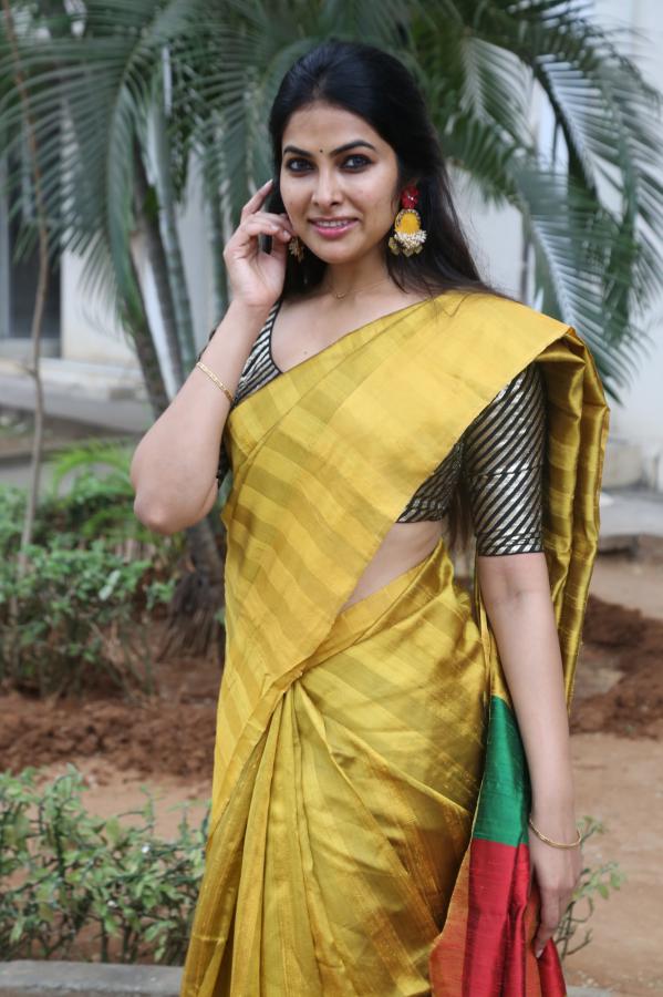 divi-vadthya-stills-5-6.jpg