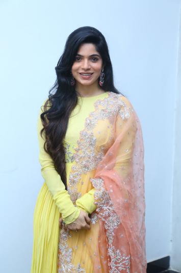 divyabharathi-stills-3.jpg