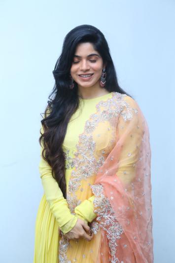 divyabharathi-stills-4.jpg