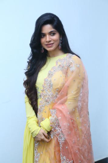 divyabharathi-stills-5.jpg