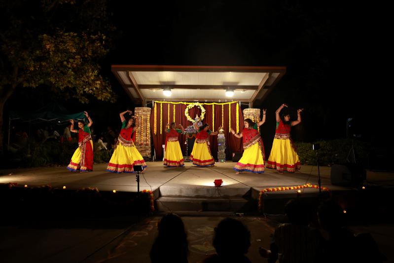 diwali-celebrations-by-indian-americans-in-california-17.jpg