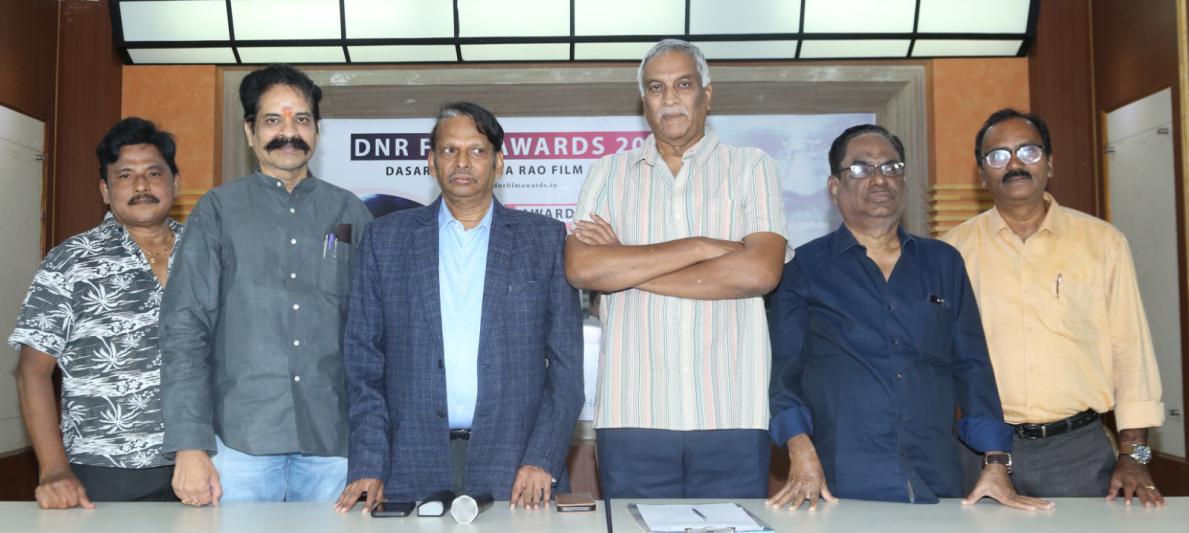 dnr-film-awards-at-shilpakala-vedika-hyderabad-3.jpg