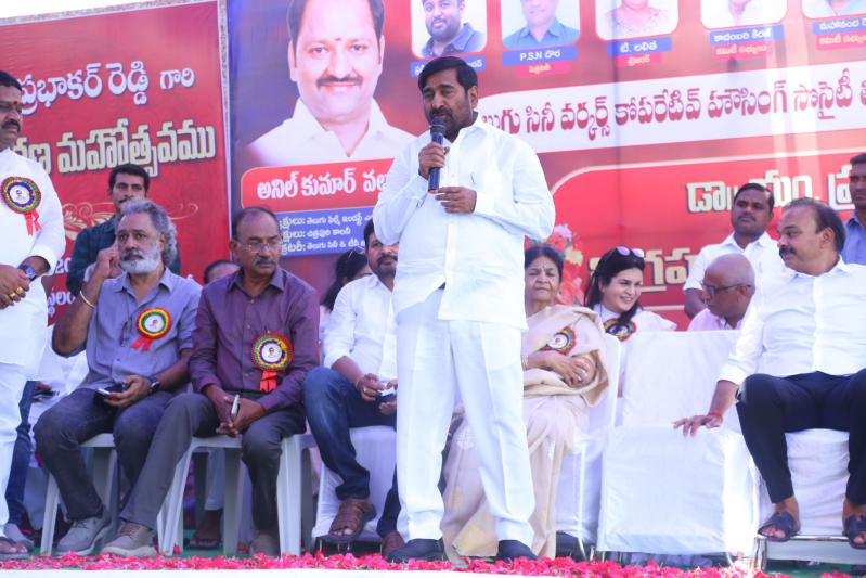 dr-m-prabhakarreddy-statue-launch-20.jpg