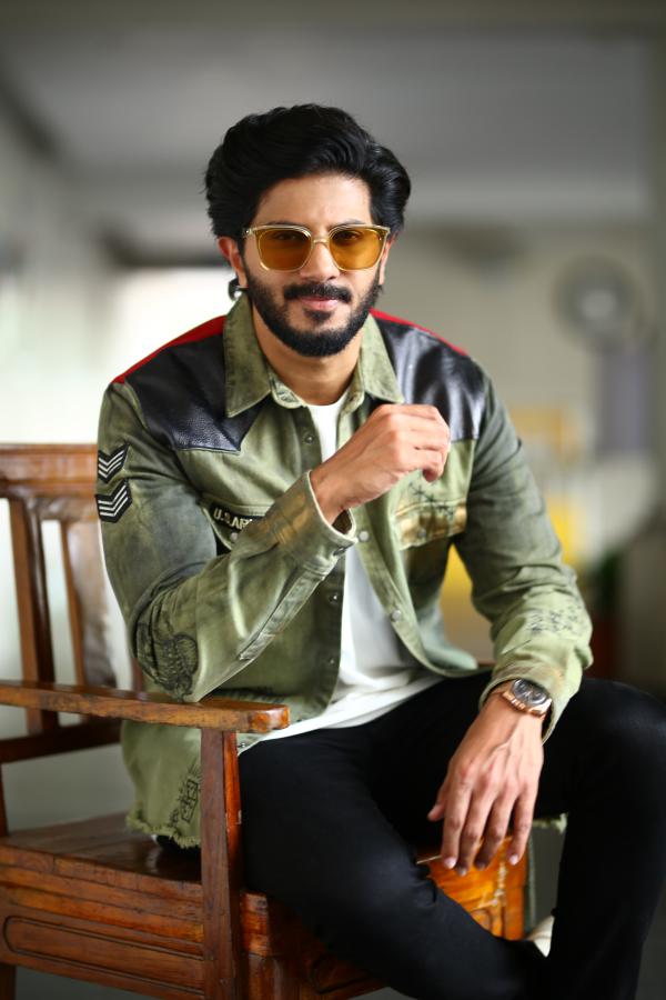 dulquer-salman-stills-4.jpg