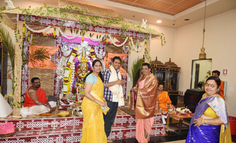durga-pujalu-at-satyanarayana-swamy-temple-17.jpg
