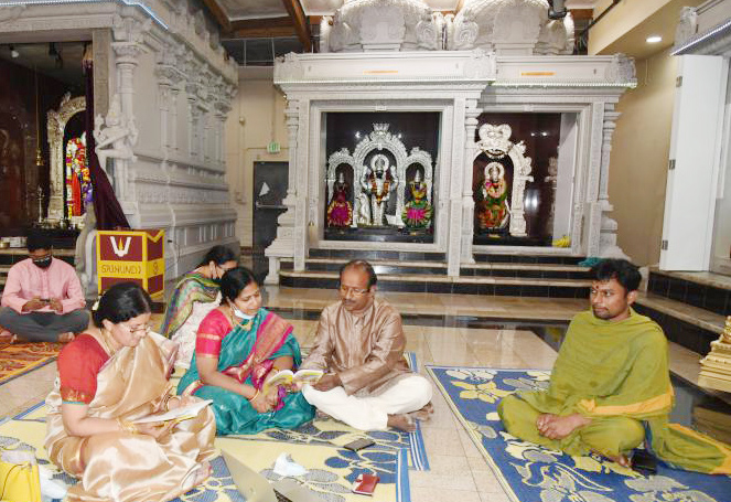 durga-pujalu-at-satyanarayana-swamy-temple-6.jpg