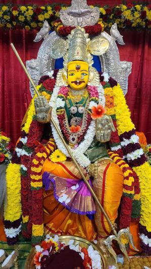 durgamma-pujalu-at-sri-sivakameswari-temple-in-los-angeles-3.jpg