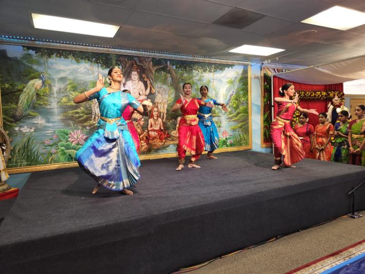 durgamma-pujalu-at-sri-sivakameswari-temple-in-los-angeles-7.jpg