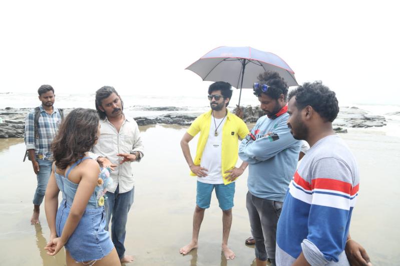 Edi Nijam Naa Preyasi Movie Stills