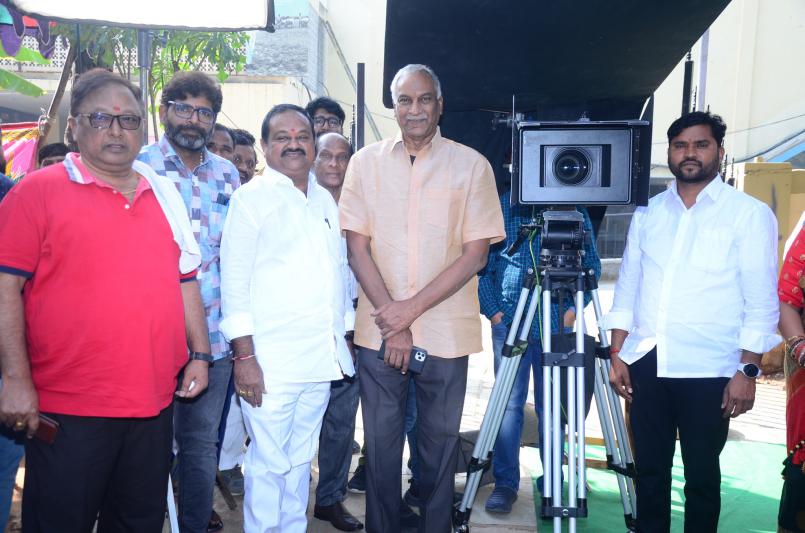 erra-gudi-movie-opening-7.jpg