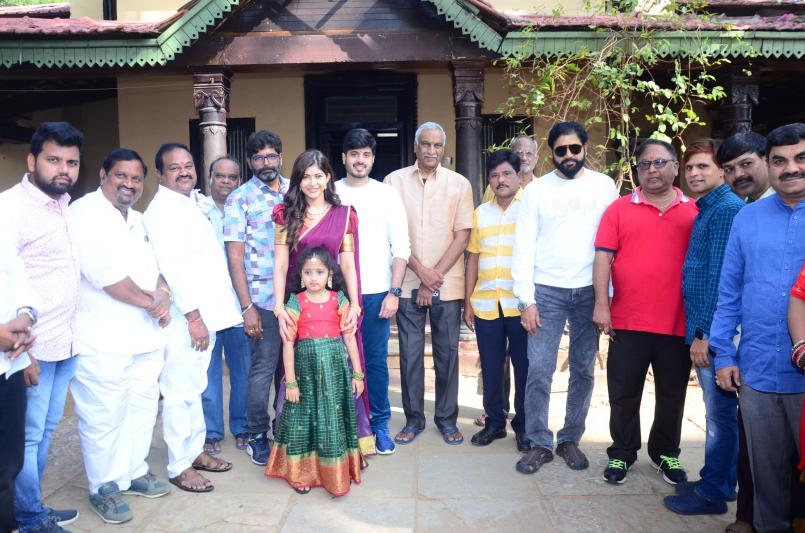 erra-gudi-movie-opening-8.jpg