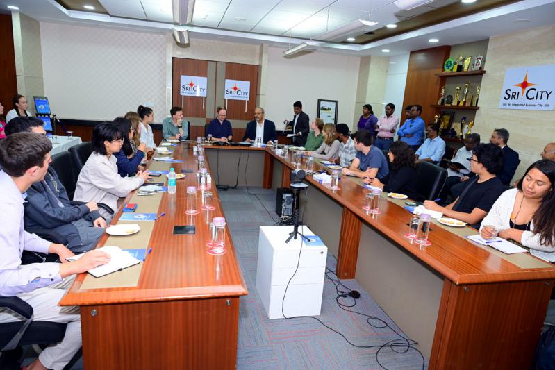 faculty-students-delegation-visits-sri-city-4.jpg