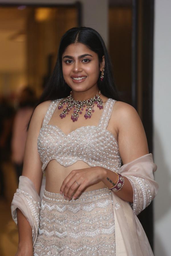 faria-abdullah-stills-3.jpg