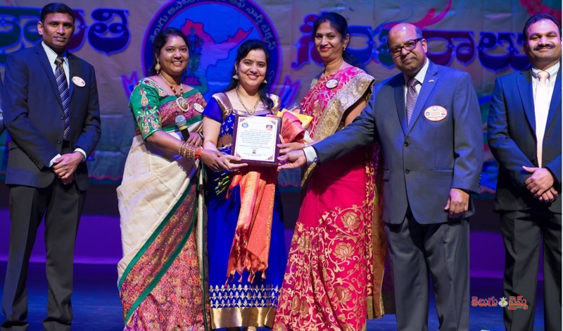 felicitation-to-rj-pranavi-1453480716.jpg