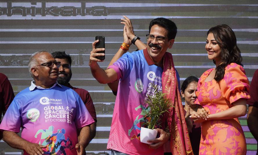 film-actress-kajol-agarwal-felicitated-cancer-conquerors-21.jpg