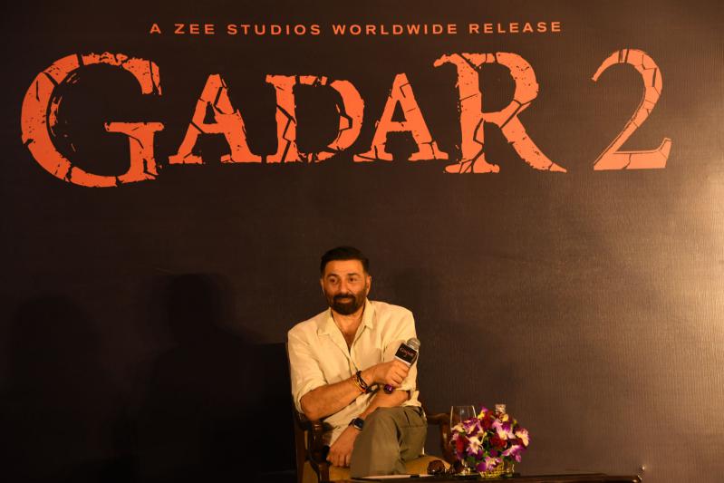 gadar-2-movie-press-meet-10.jpg