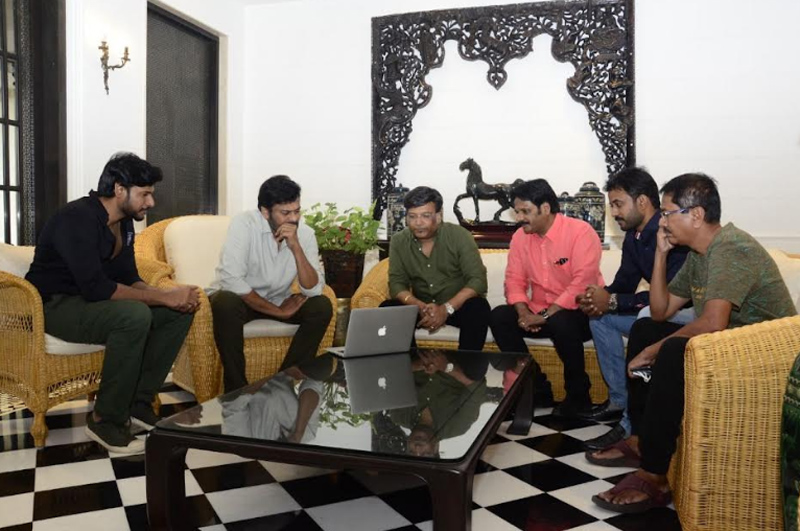 galli-rowdy-trailer-launch-by-chiranjeevi-3.jpg