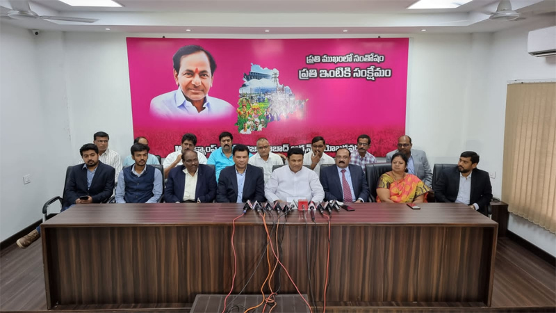 Ganesh Bigala and Mahesh Bigala Visits IT Hub