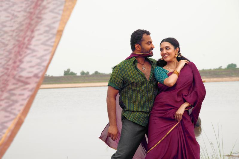 gangs-of-godavari-movie-stills-6.jpg