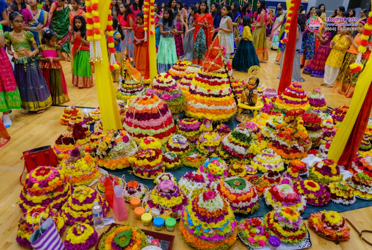 gates-bathukamma-and-dasara-celebrations-3.jpg