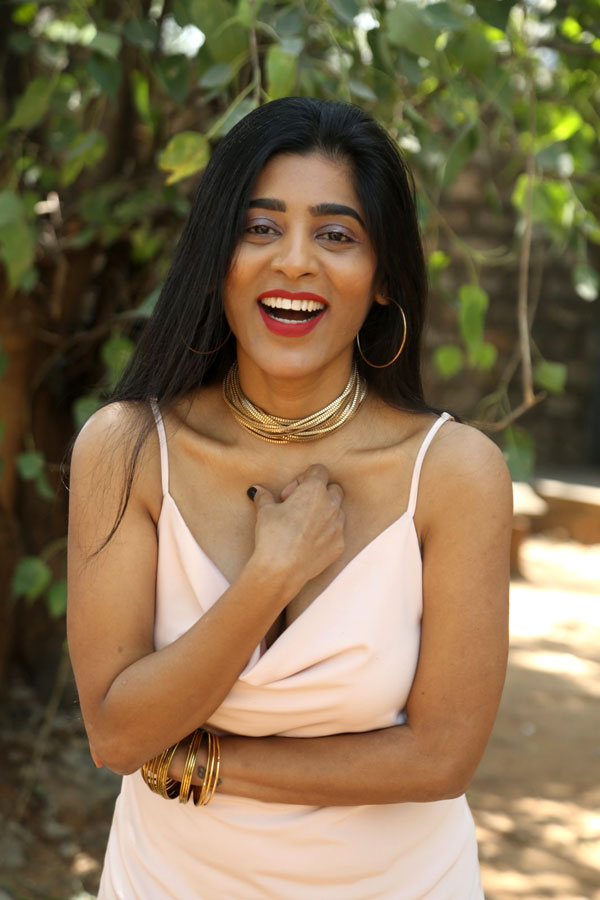 gayatri-gupta-stills-15.jpg