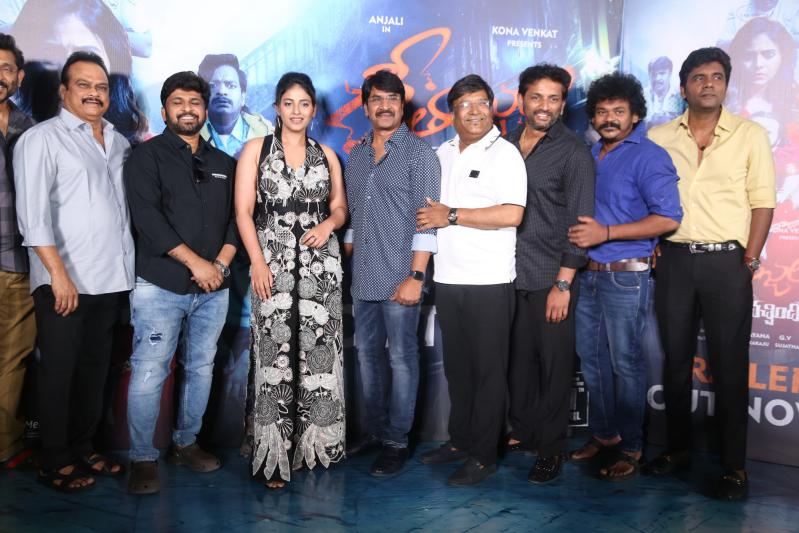 geetanjali-malli-modalaindi-movie-trailer-launch-8.jpg