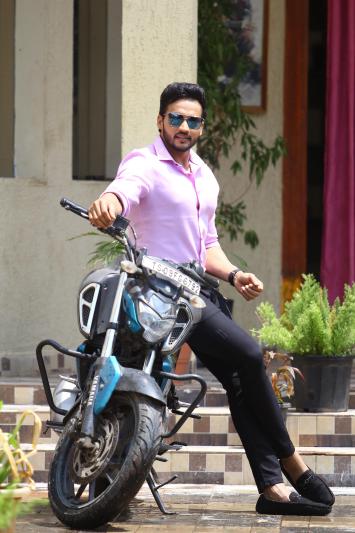 geetha-saakshiga-song-released-by-rgv-9.jpg