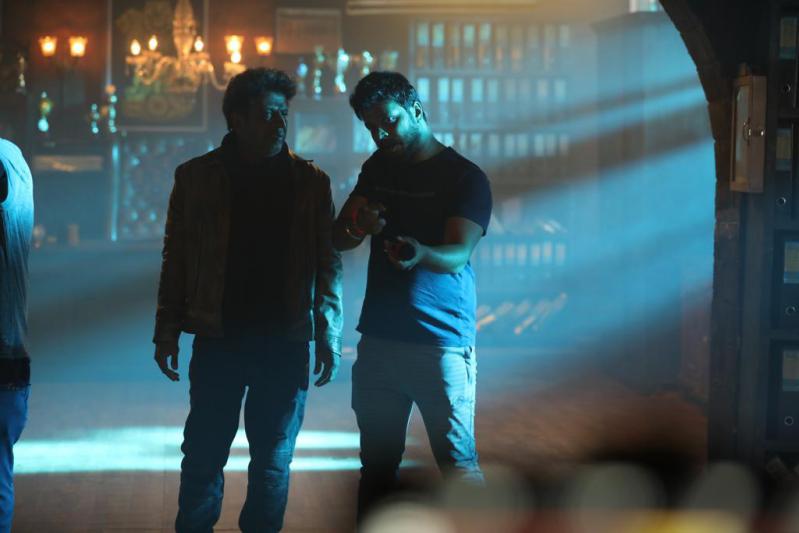 ghost-movie-stills-4.jpg