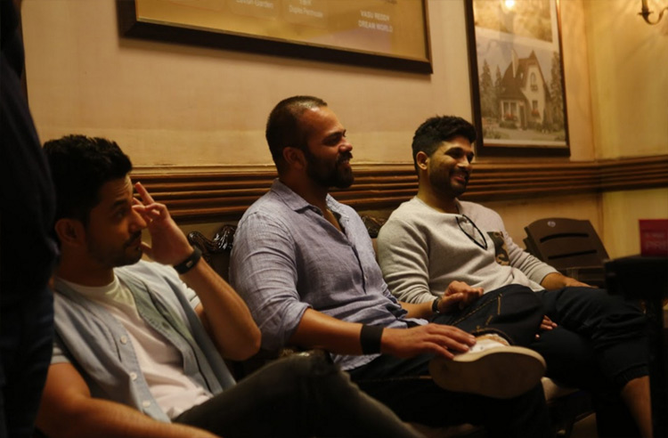 Allu Arjun with Golmal team in Mumbai