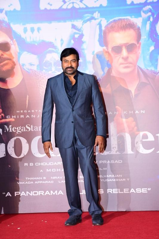 god-father-hindi-trailer-launch-11.jpg