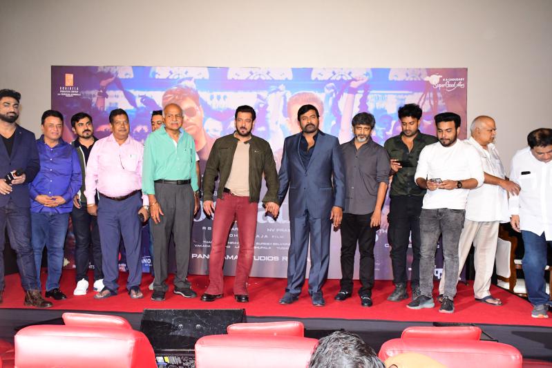 god-father-hindi-trailer-launch-8.jpg