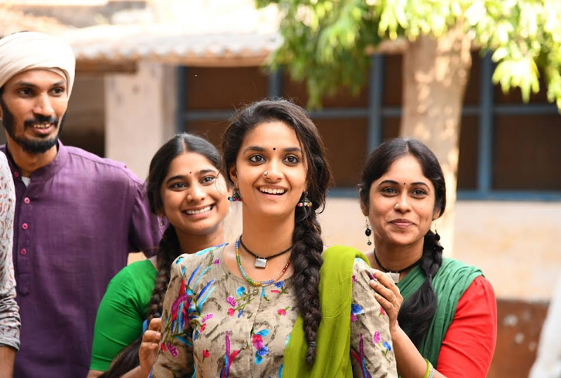 good-luck-sakhi-stills-3.jpg