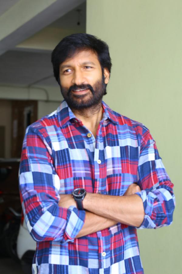 gopichand-stills-3-14.jpg
