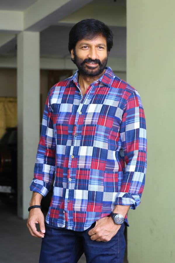 gopichand-stills-3-24.jpg