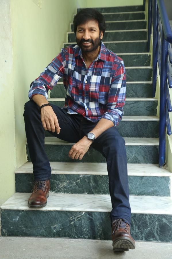 gopichand-stills-3-5.jpg