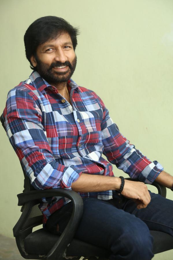 gopichand-stills-3-9.jpg