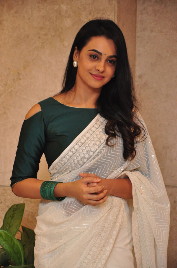 gopika-udayan-stills-2-6.jpg
